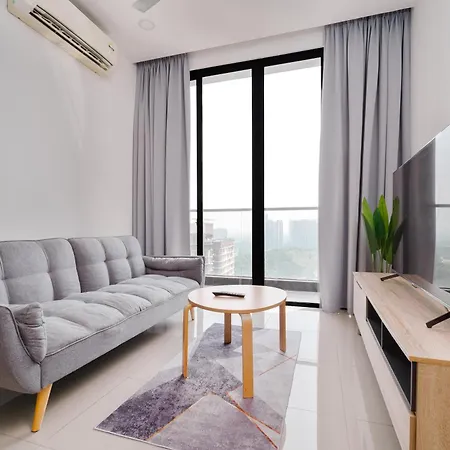 Legoland Fun- Hostahome Suites At D'Pristine Residence Nusajaya  Exterior photo