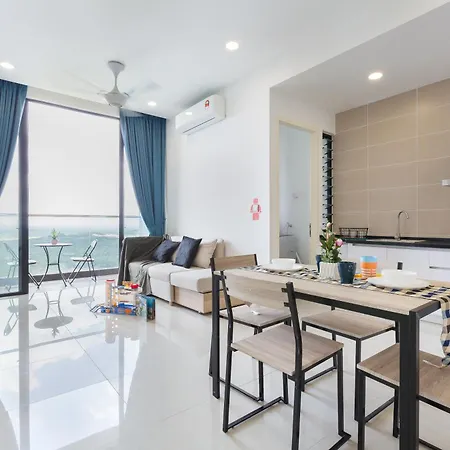 Legoland Fun- Hostahome Suites At D'Pristine Residence Nusajaya  Exterior photo