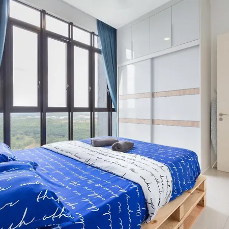 Legoland Fun- Hostahome Suites At D'Pristine Residence Nusajaya  Exterior photo