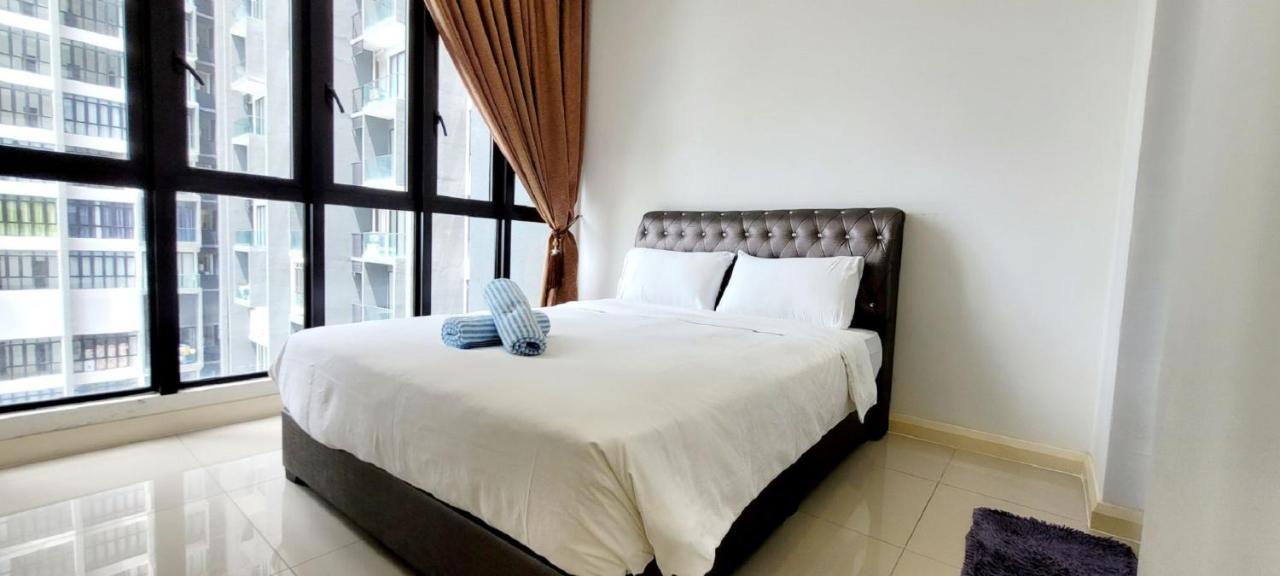 Apartment Legoland Fun- Hostahome At D'pristine *