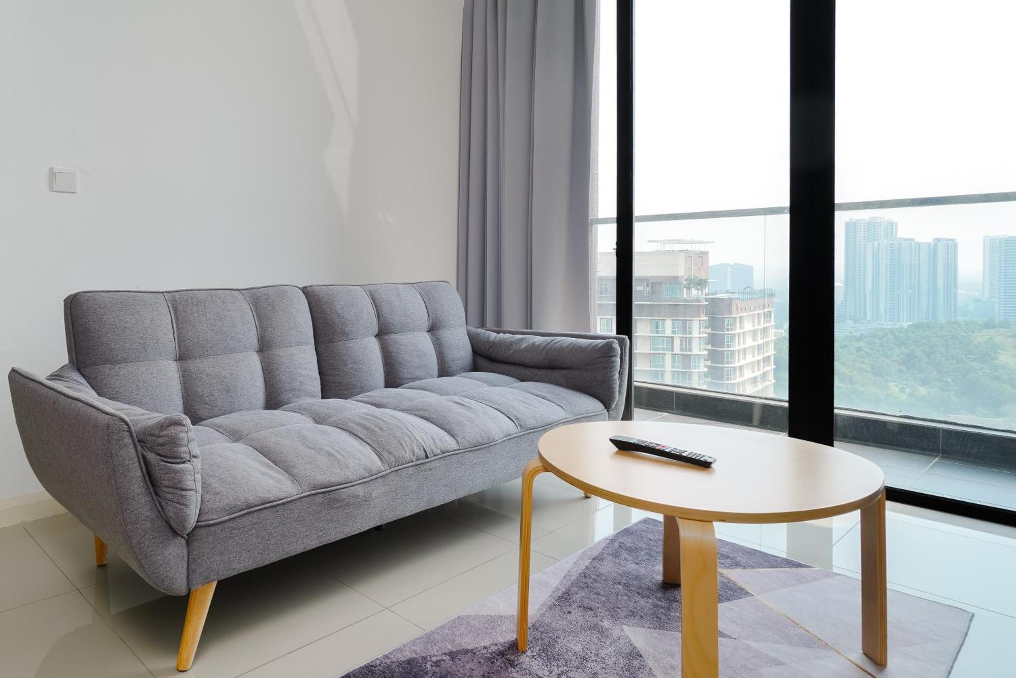 Apartment Legoland Fun- Hostahome At D'pristine *