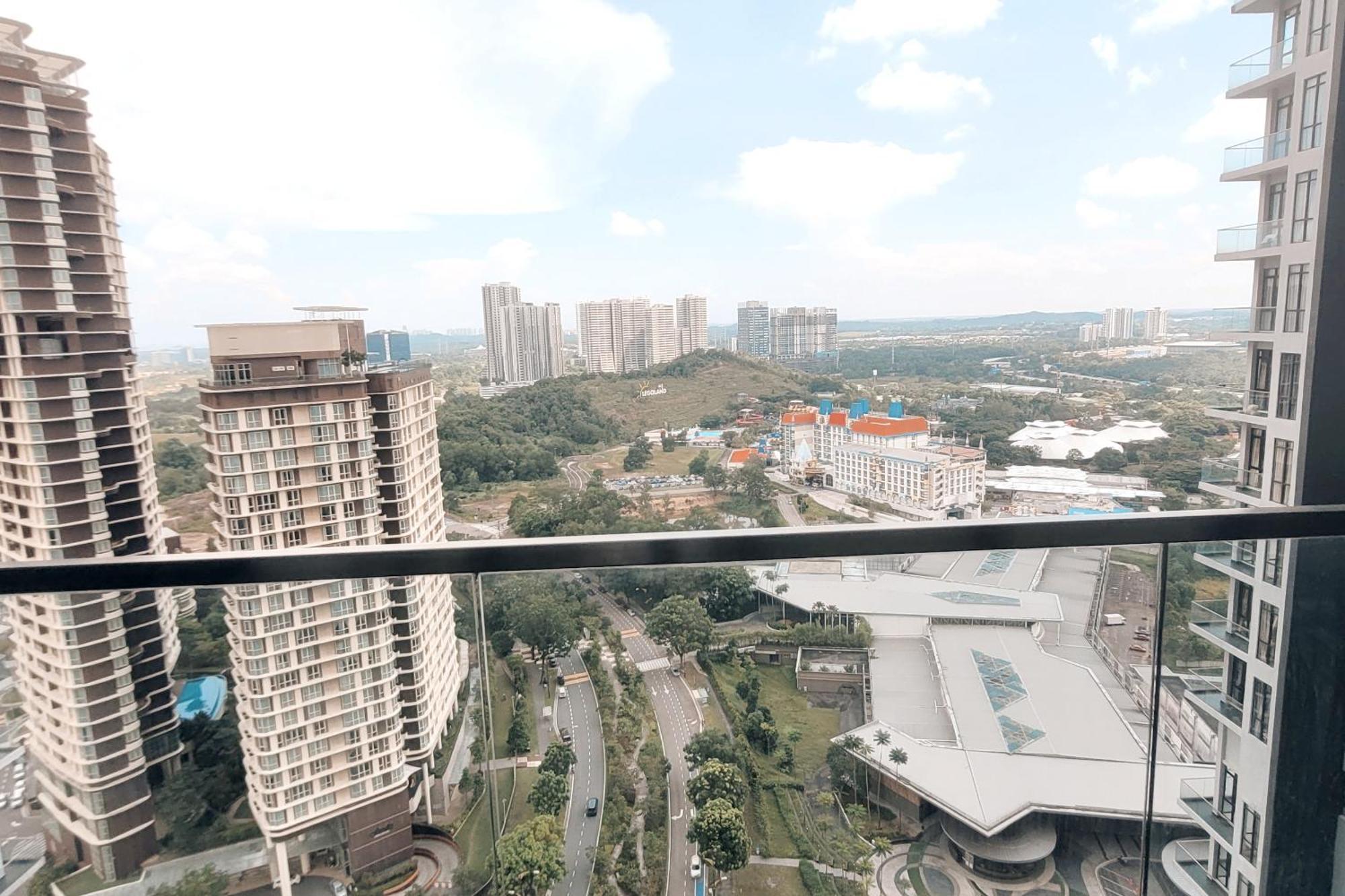 Legoland Fun- Hostahome At D'pristine Apartment *