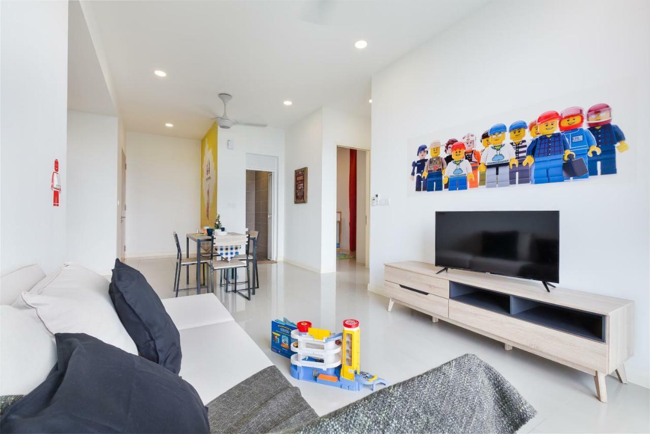 Apartment Legoland Fun- Hostahome At D'pristine *