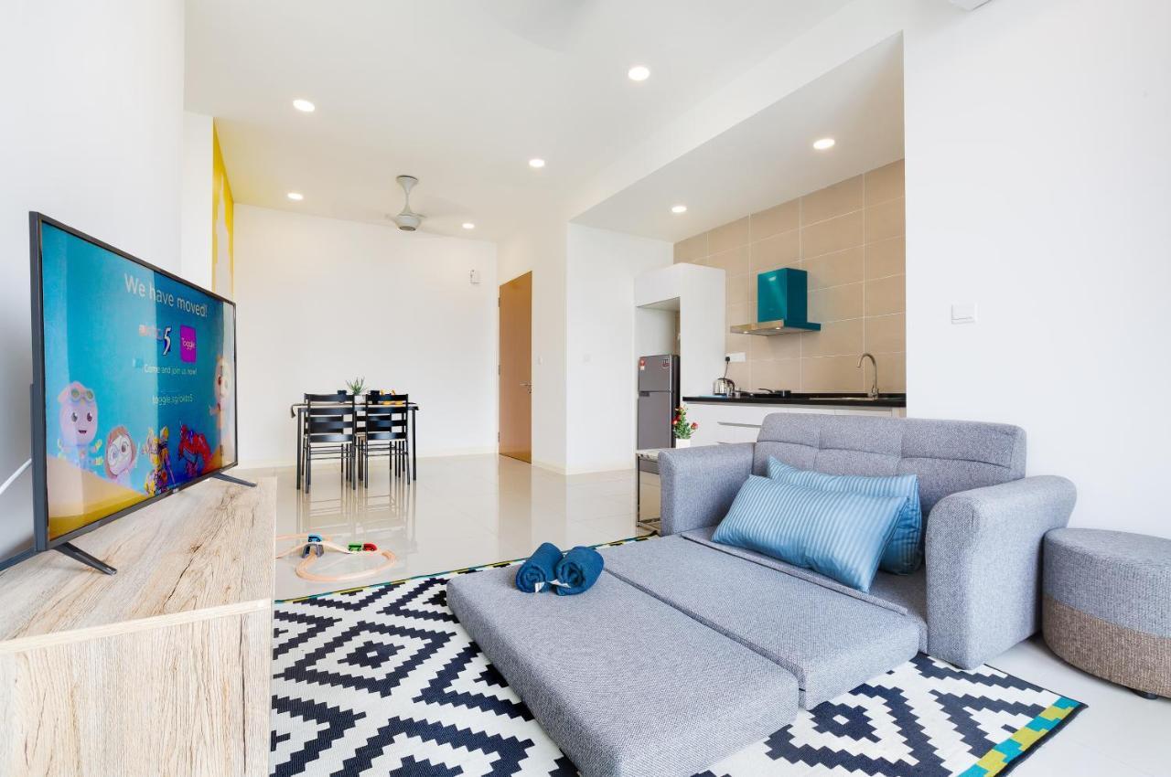 Apartment Legoland Fun- Hostahome At D'pristine